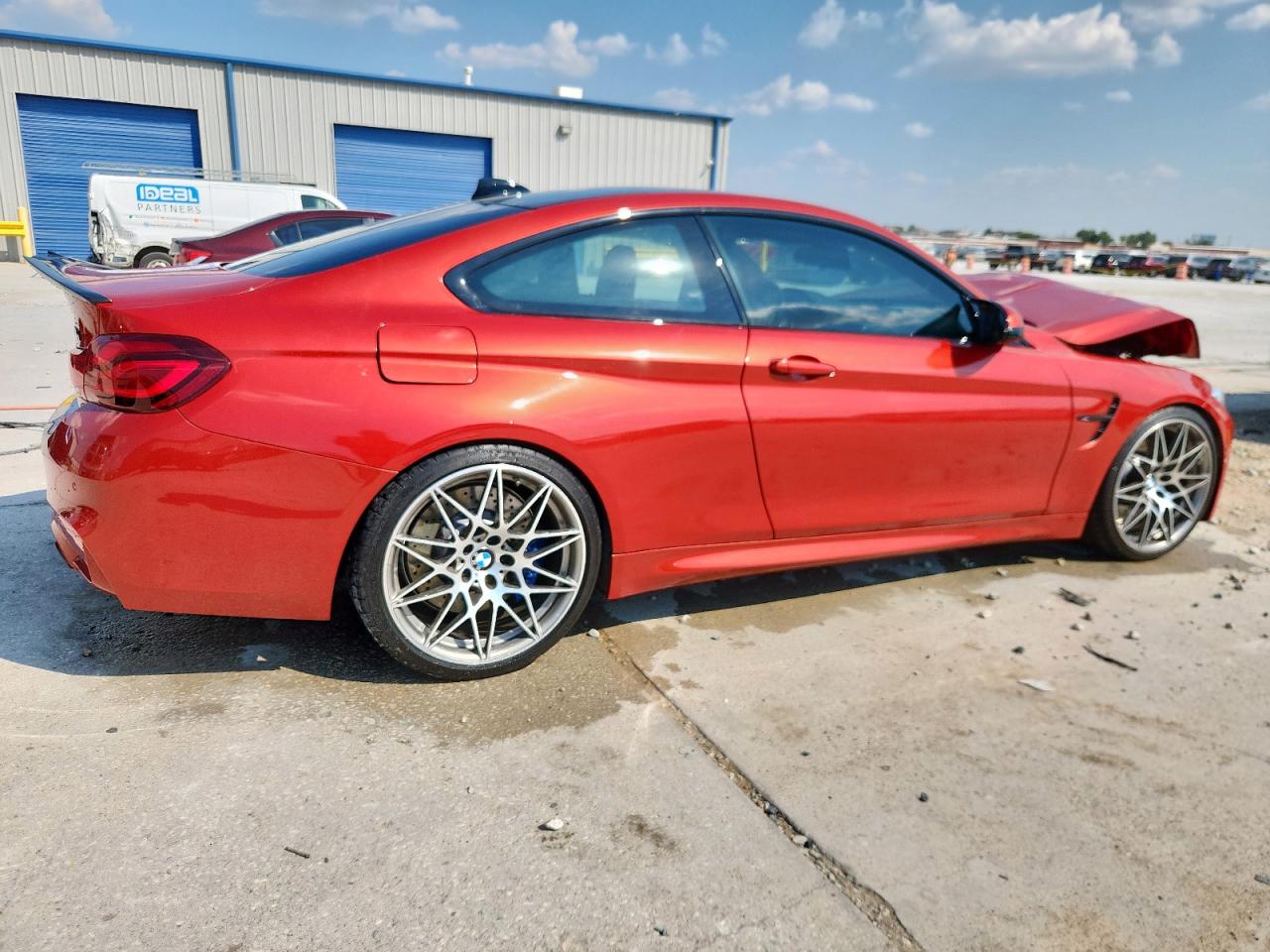 Фото: WBS4Y9C03LFH42786