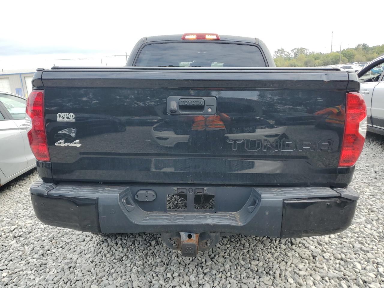 2018 Toyota Tundra Crewmax Limited VIN: 5TFHY5F18JX695183 Lot: 81668945