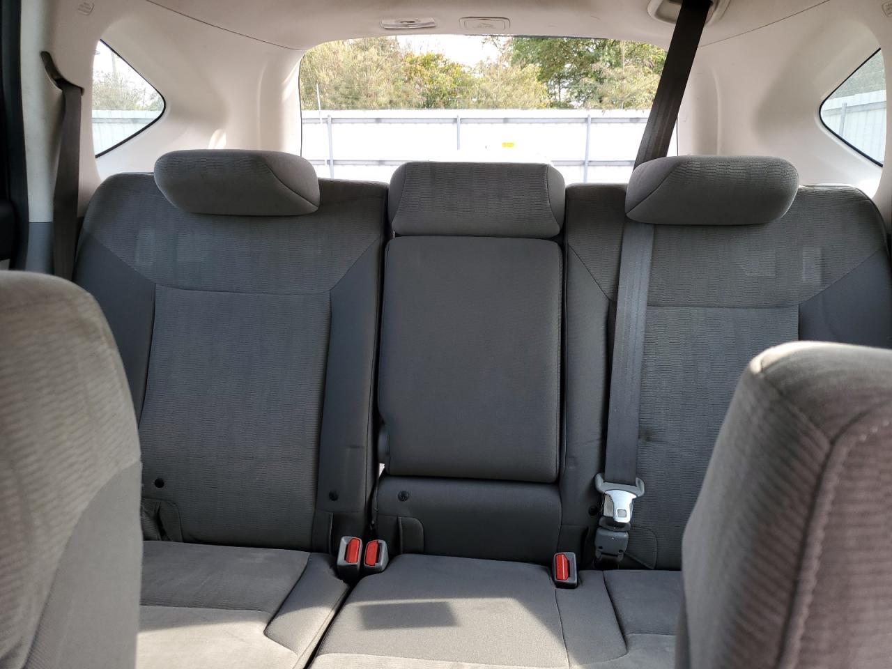 2012 Honda Cr-V Lx VIN: 2HKRM4H3XCH627457 Lot: 81129555