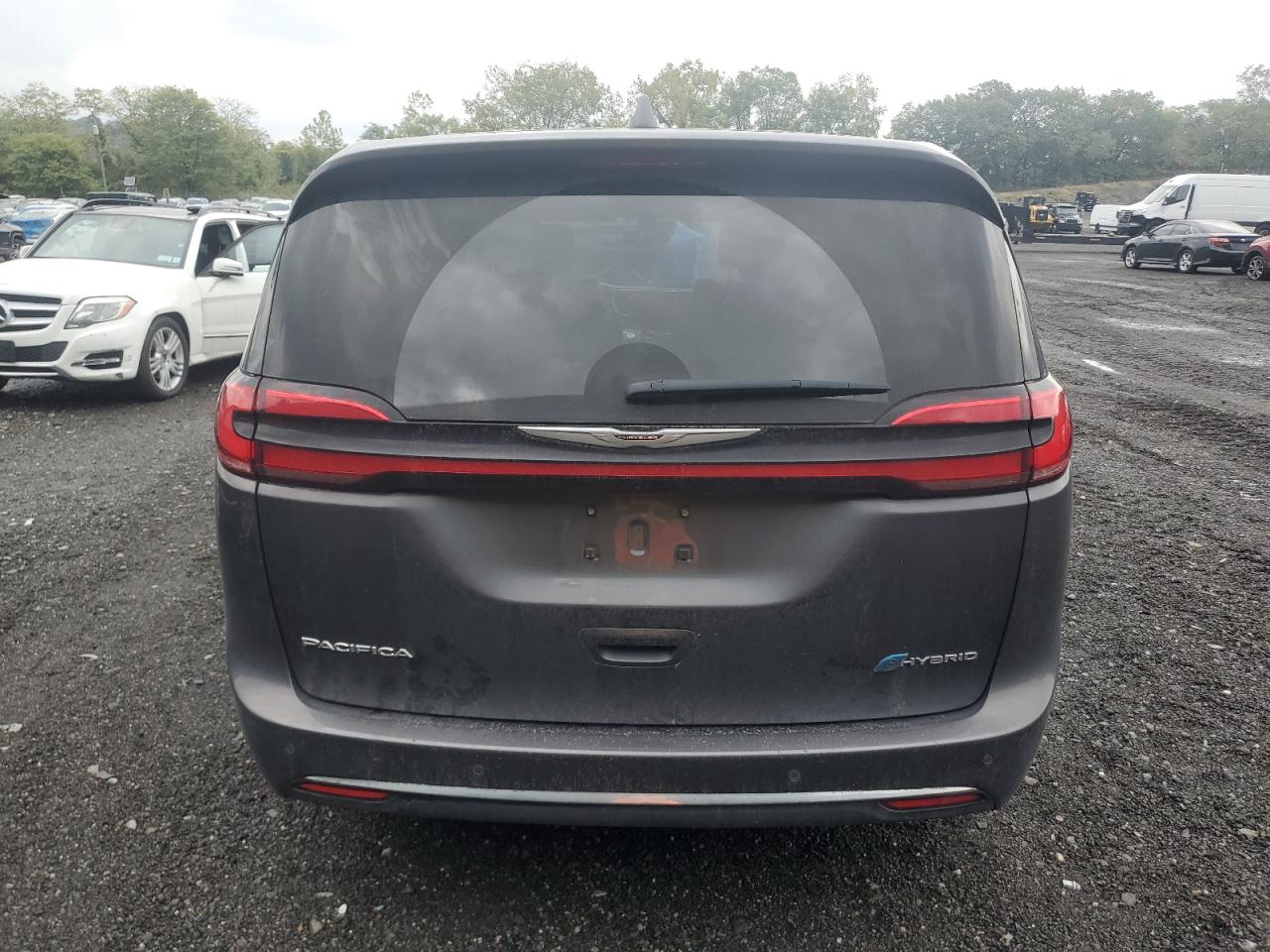 2022 Chrysler Pacifica Hybrid Touring L VIN: 2C4RC1L72NR201957 Lot: 81549395