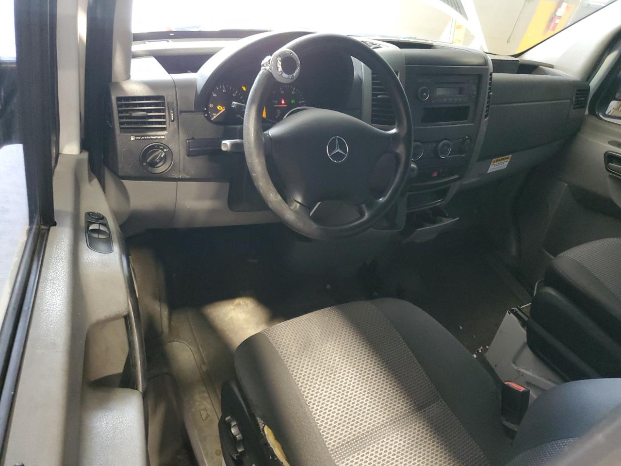 2013 Mercedes-Benz Sprinter 2500 VIN: WD3PE8CC4D5800551 Lot: 84036585