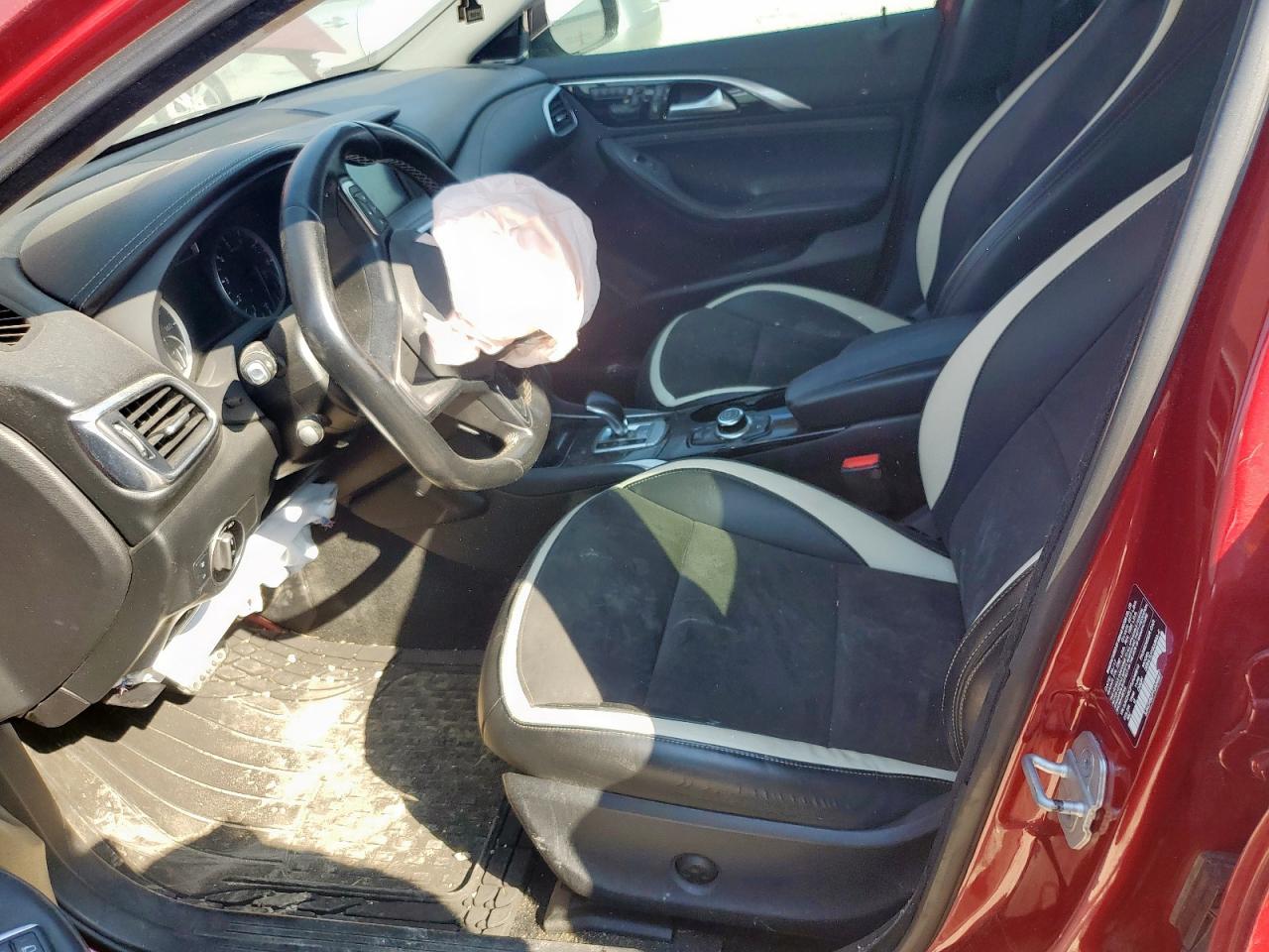 2018 Infiniti Qx30 Base VIN: SJKCH5CP7JA046610 Lot: 81071975