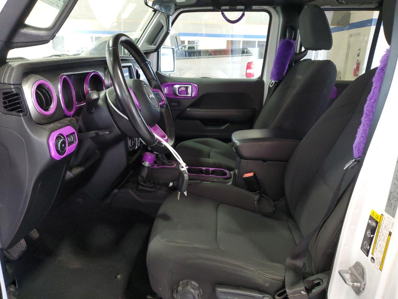 2020 Jeep Wrangler Unlimited Sahara VIN: 1C4HJXEN4LW204640 Lot: 81604105