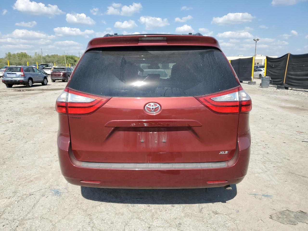 2016 Toyota Sienna Xle VIN: 5TDYK3DC5GS710425 Lot: 84276595