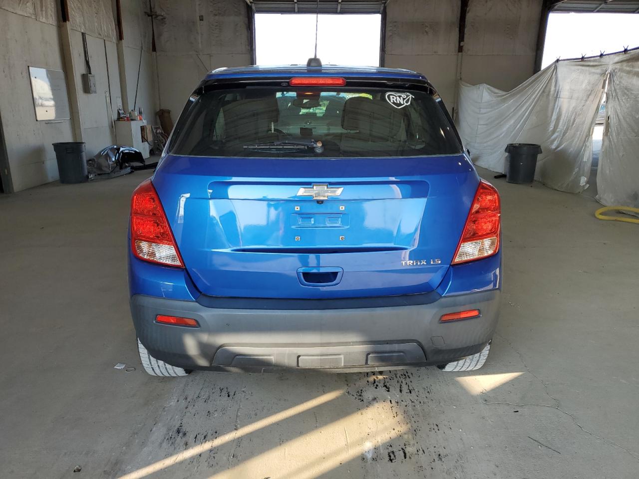 2016 Chevrolet Trax Ls VIN: KL7CJKSB4GB663068 Lot: 81013075