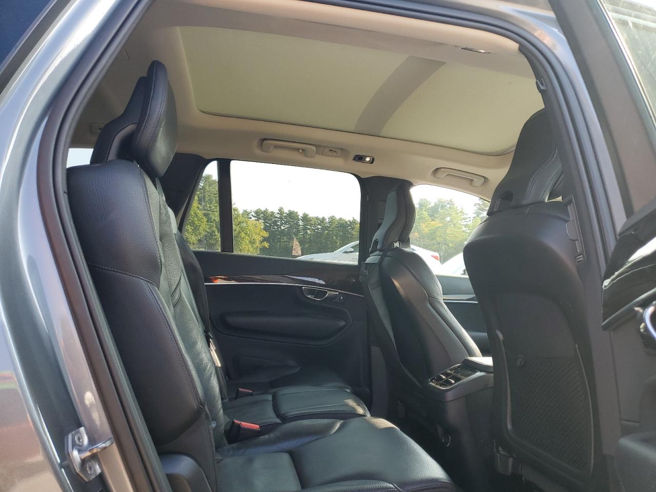 2019 Volvo Xc90 T6 Momentum VIN: YV4A22PK2K1489819 Lot: 81446175