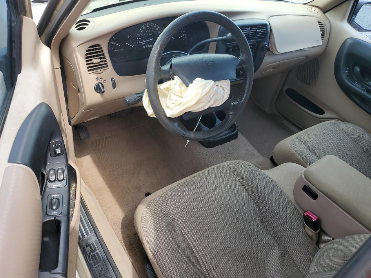 2000 Ford Ranger Super Cab VIN: 1FTYR14V4YTB41197 Lot: 81680615