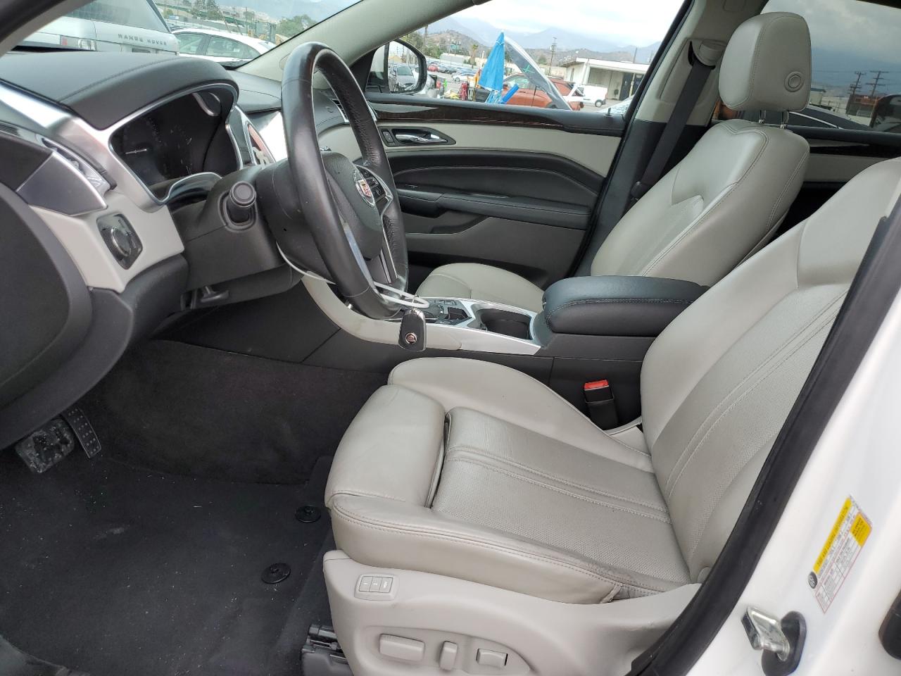 2016 Cadillac Srx Luxury Collection VIN: 3GYFNBE31GS585629 Lot: 81341365