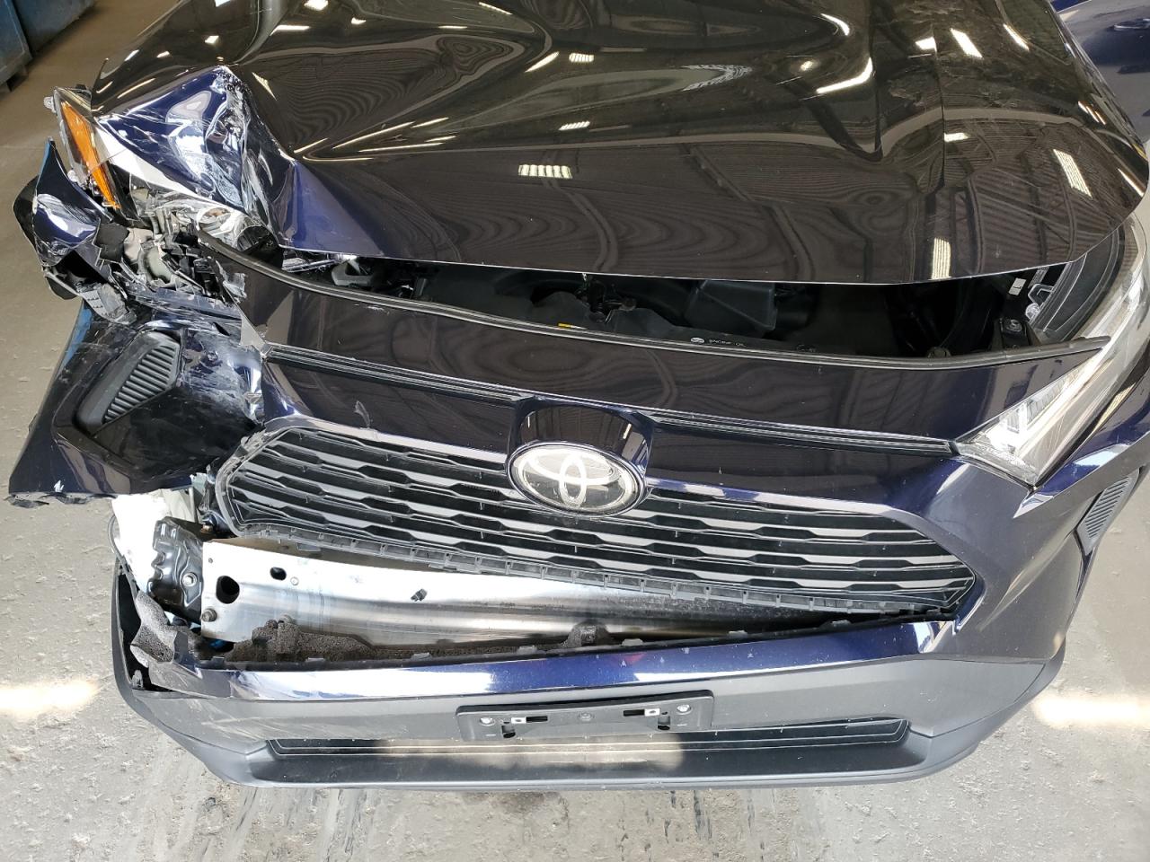 2022 Toyota Rav4 Xle VIN: 2T3P1RFV9NW298716 Lot: 72058235