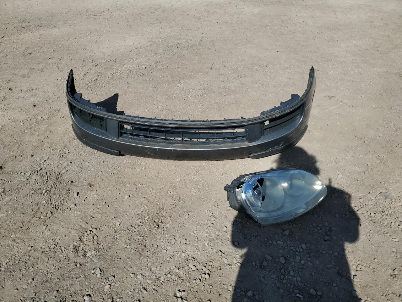 2008 Volkswagen Rabbit VIN: WVWBB71K18W073303 Lot: 83761915