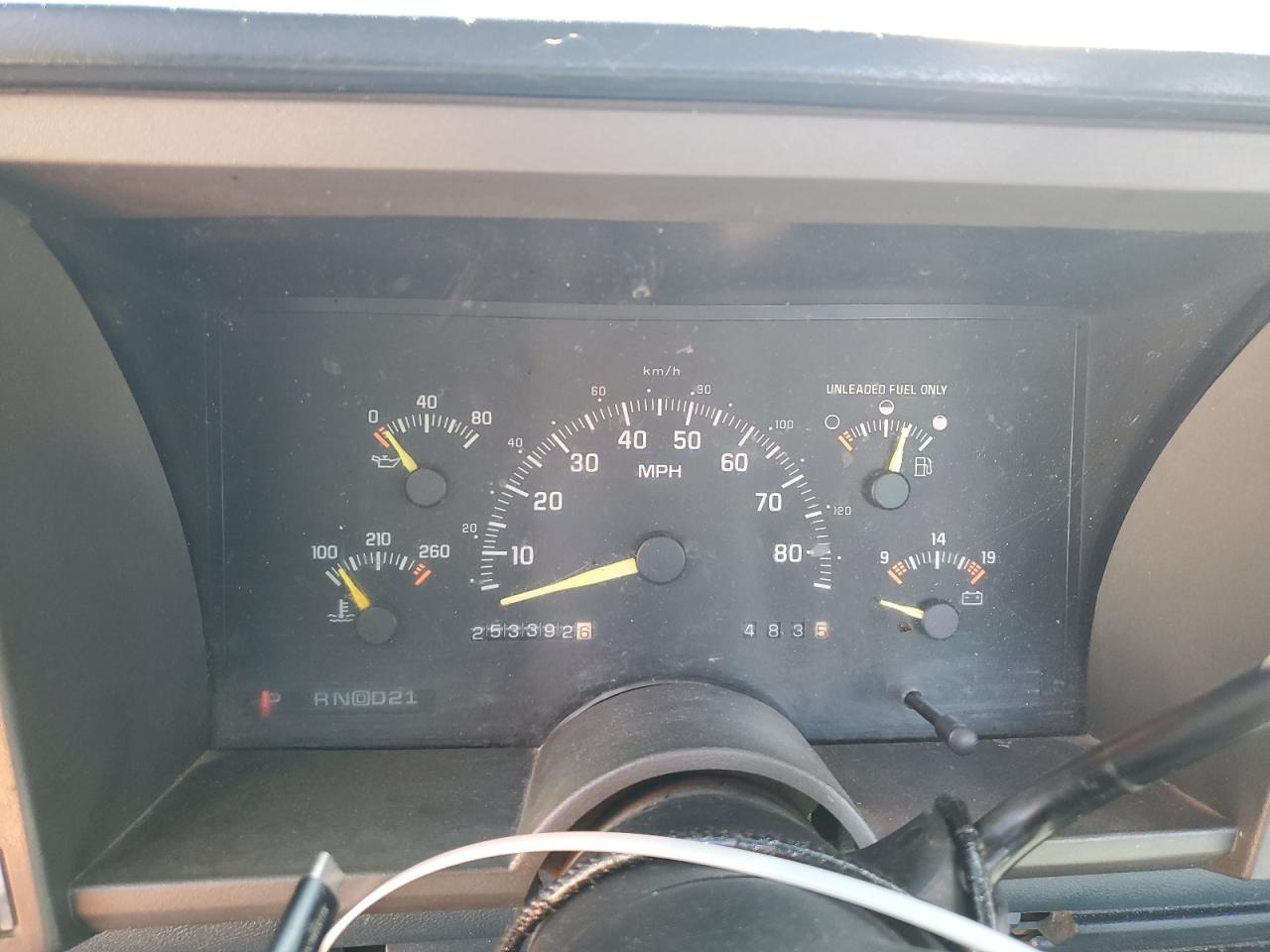 1994 Chevrolet Gmt-400 C1500 VIN: 1GCEC14ZXRZ174937 Lot: 80913115