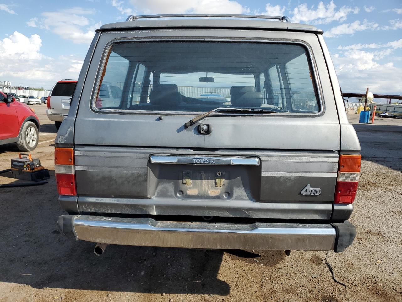 1988 Toyota Land Cruiser Fj62 Gx VIN: JT3FJ62G0J0090776 Lot: 80120445