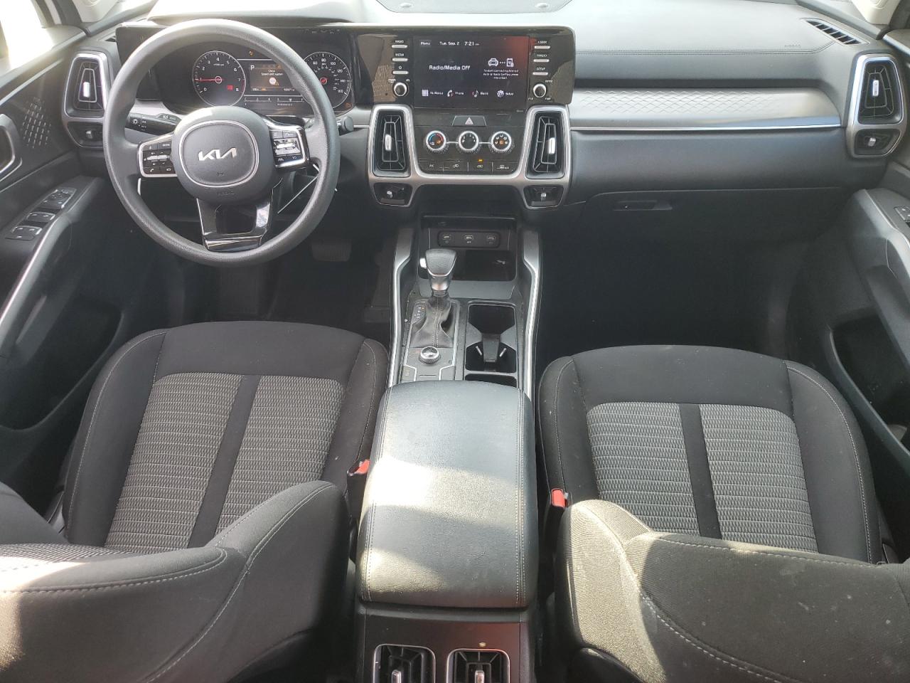 2022 Kia Sorento Lx VIN: 5XYRGDLC4NG078203 Lot: 70600845