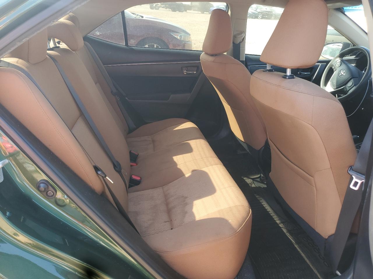 2014 Toyota Corolla L VIN: 5YFBURHEXEP001056 Lot: 81876435