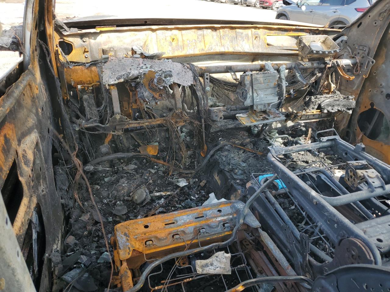 2013 Toyota Tundra Double Cab Sr5 VIN: 5TFUW5F12DX285732 Lot: 81707775