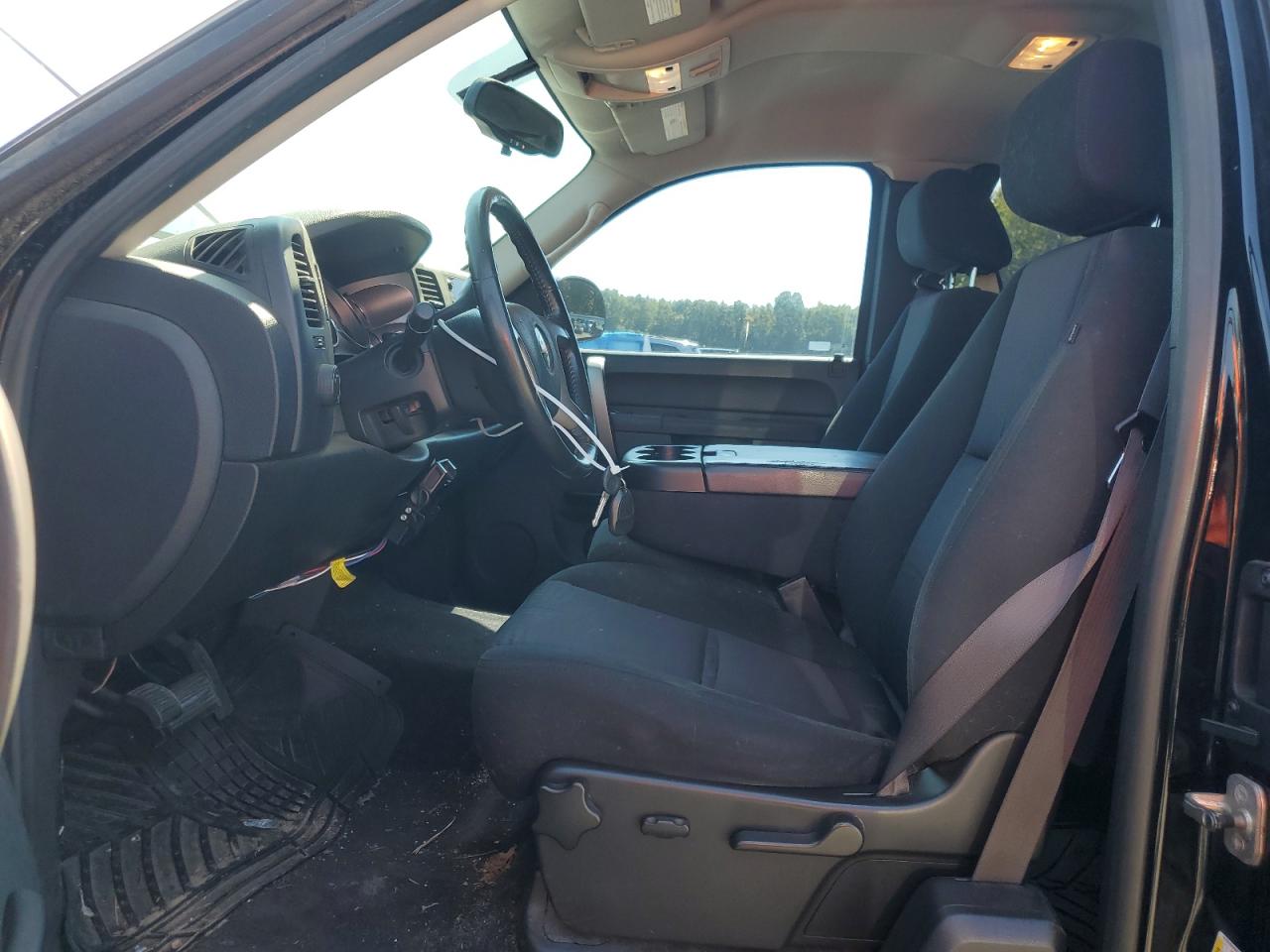 2011 Chevrolet Silverado C1500 Lt VIN: 1GCRCSE00BZ218926 Lot: 81597245