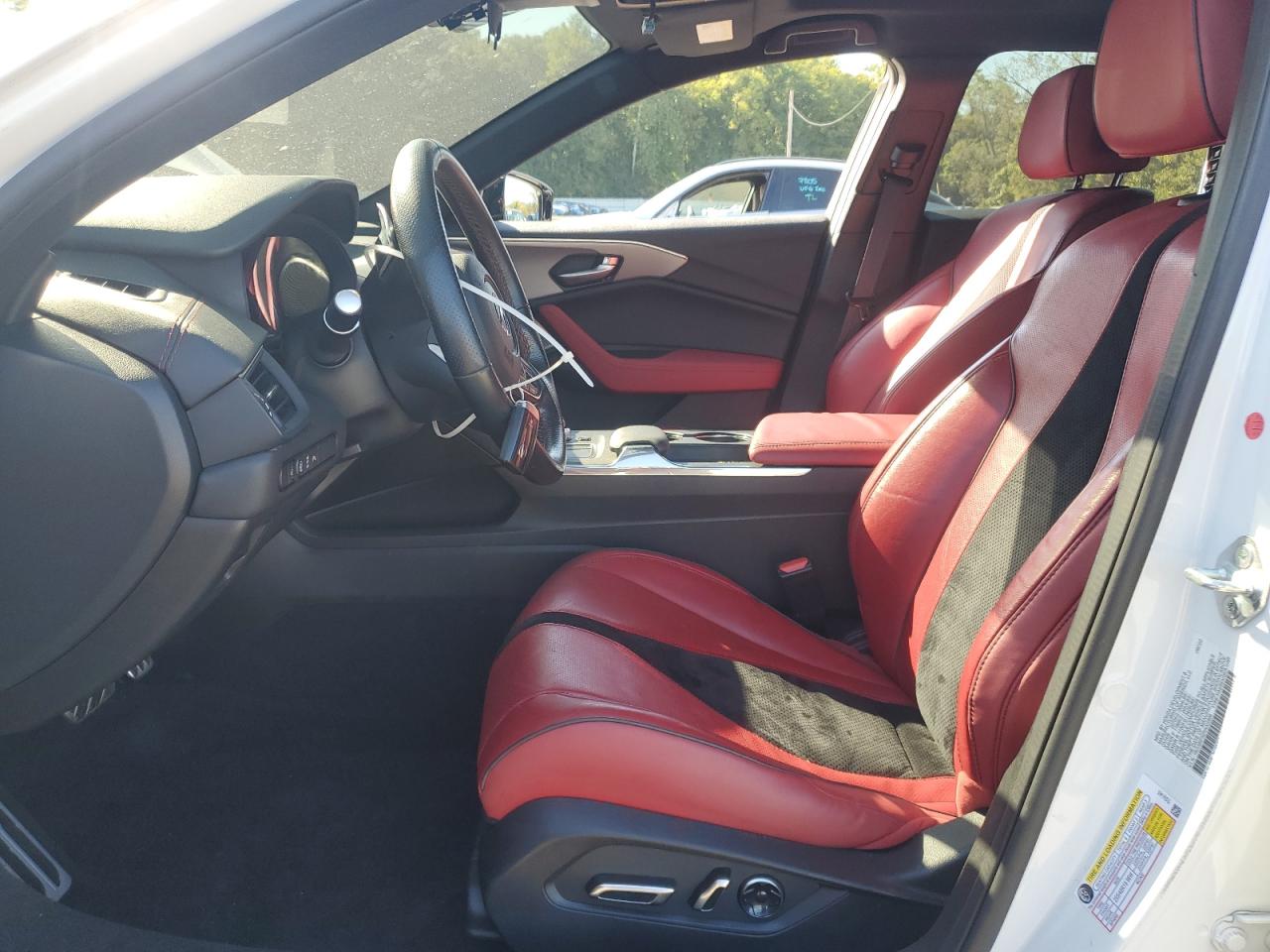 2022 Acura Tlx Tech A VIN: 19UUB6F52NA002899 Lot: 81005905