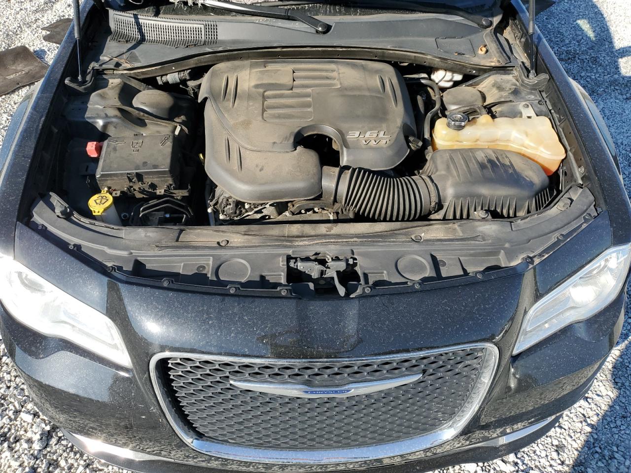 2017 Chrysler 300 Limited VIN: 2C3CCAAG7HH646976 Lot: 72076155