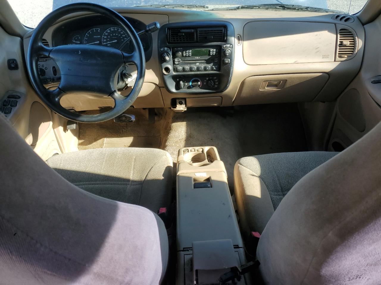 2000 Ford Explorer Xls VIN: 1FMZU72X6YZA15989 Lot: 81274445