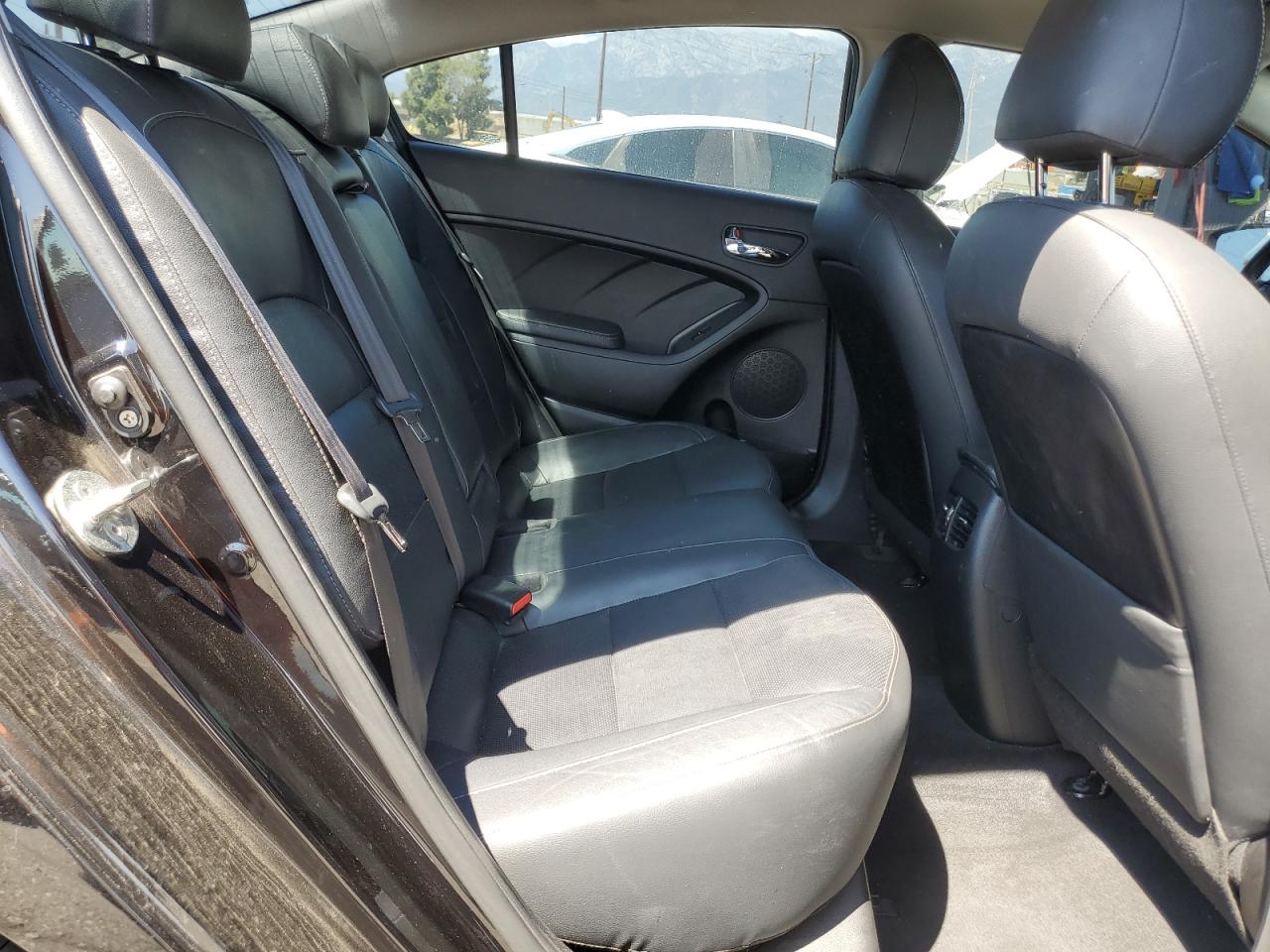 2018 Kia Forte Ex VIN: 3KPFN4A80JE257031 Lot: 80756075