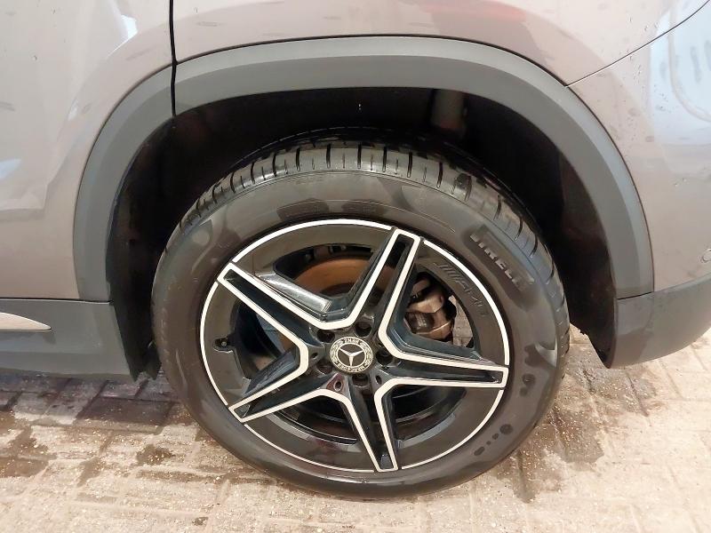 2023 MERCEDES-BENZ GLA AMG LINE