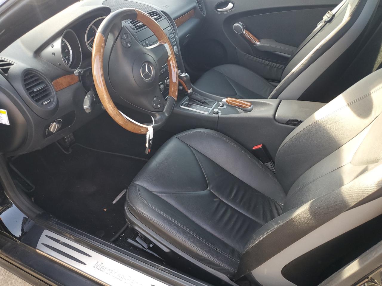 2009 Mercedes-Benz Slk 300 VIN: WDBWK54F69F202916 Lot: 81865855