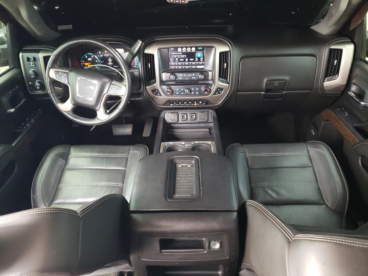 2017 GMC Sierra K2500 Denali VIN: 1GT12UEY0HF117087 Lot: 71848905