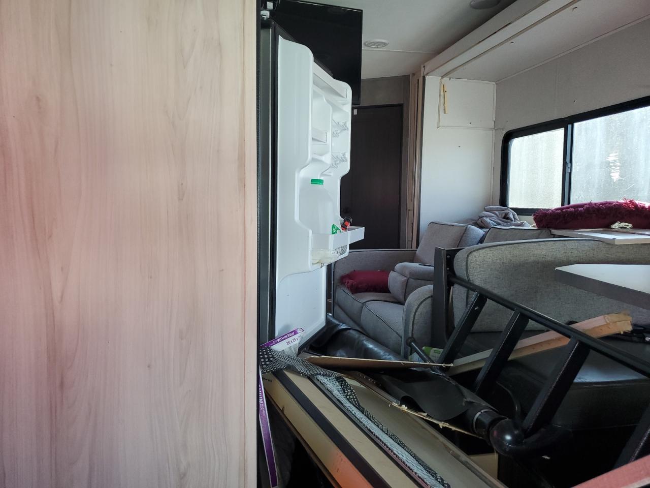 2021 Ford Econoline E450 Super Duty Cutaway Van VIN: 1FDXE4FN3MDC27994 Lot: 72016045