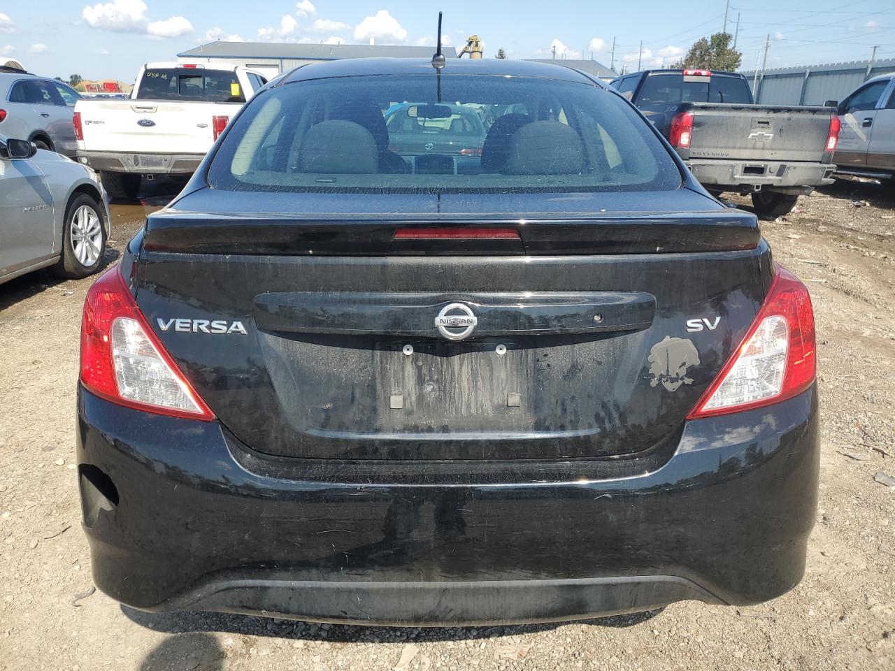 2018 Nissan Versa S VIN: 3N1CN7AP0JL826390 Lot: 84230275