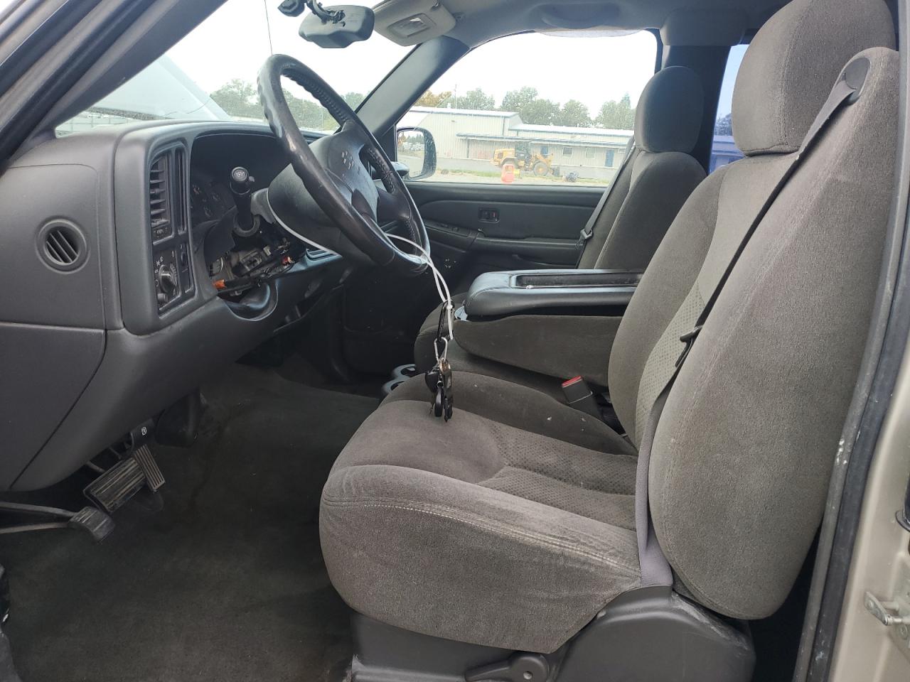 2005 Chevrolet Silverado C1500 VIN: 1GCEC19V35Z230734 Lot: 81776345