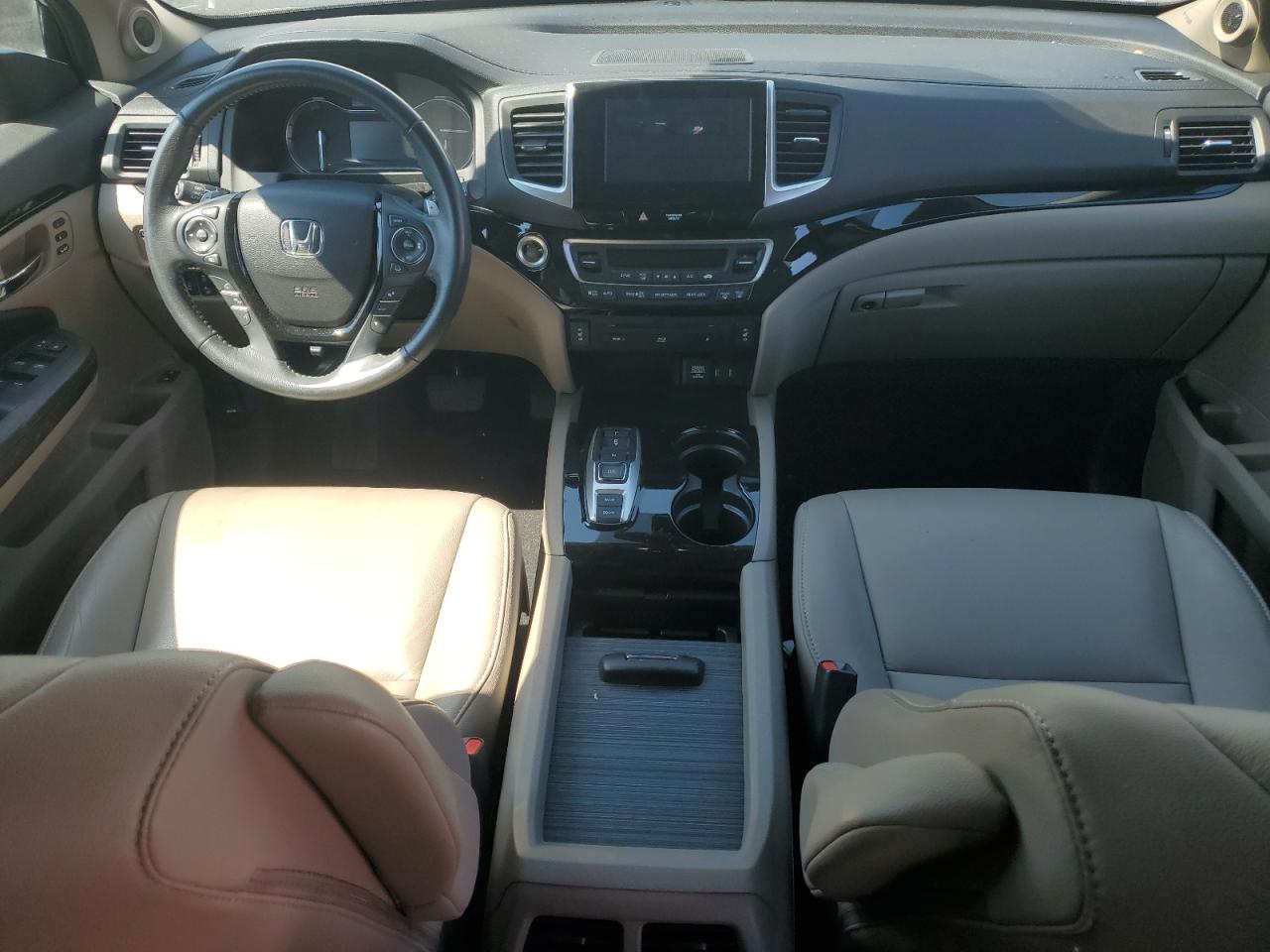 2016 Honda Pilot Touring VIN: 5FNYF5H92GB053800 Lot: 69470475