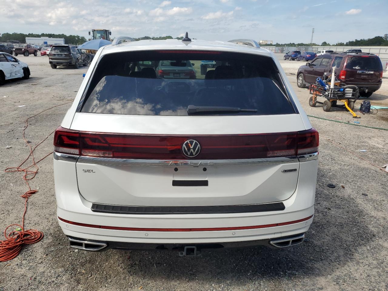 2024 Volkswagen Atlas Sel Premium R-Line VIN: 1V2FR2CA9RC553143 Lot: 71540315