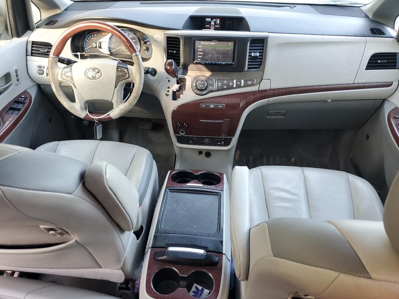 2014 Toyota Sienna Xle VIN: 5TDYK3DC7ES429434 Lot: 81621905