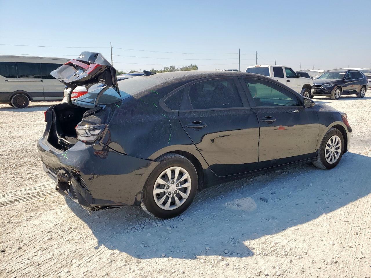 2023 Kia Forte Lx VIN: 3KPF24AD3PE685481 Lot: 84383765