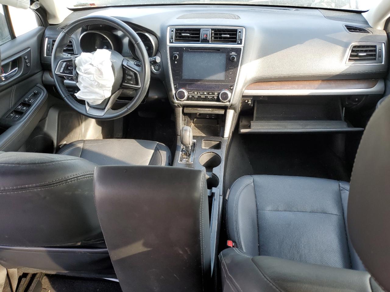 2018 Subaru Outback 2.5I Limited VIN: 4S4BSANC6J3219150 Lot: 71657315