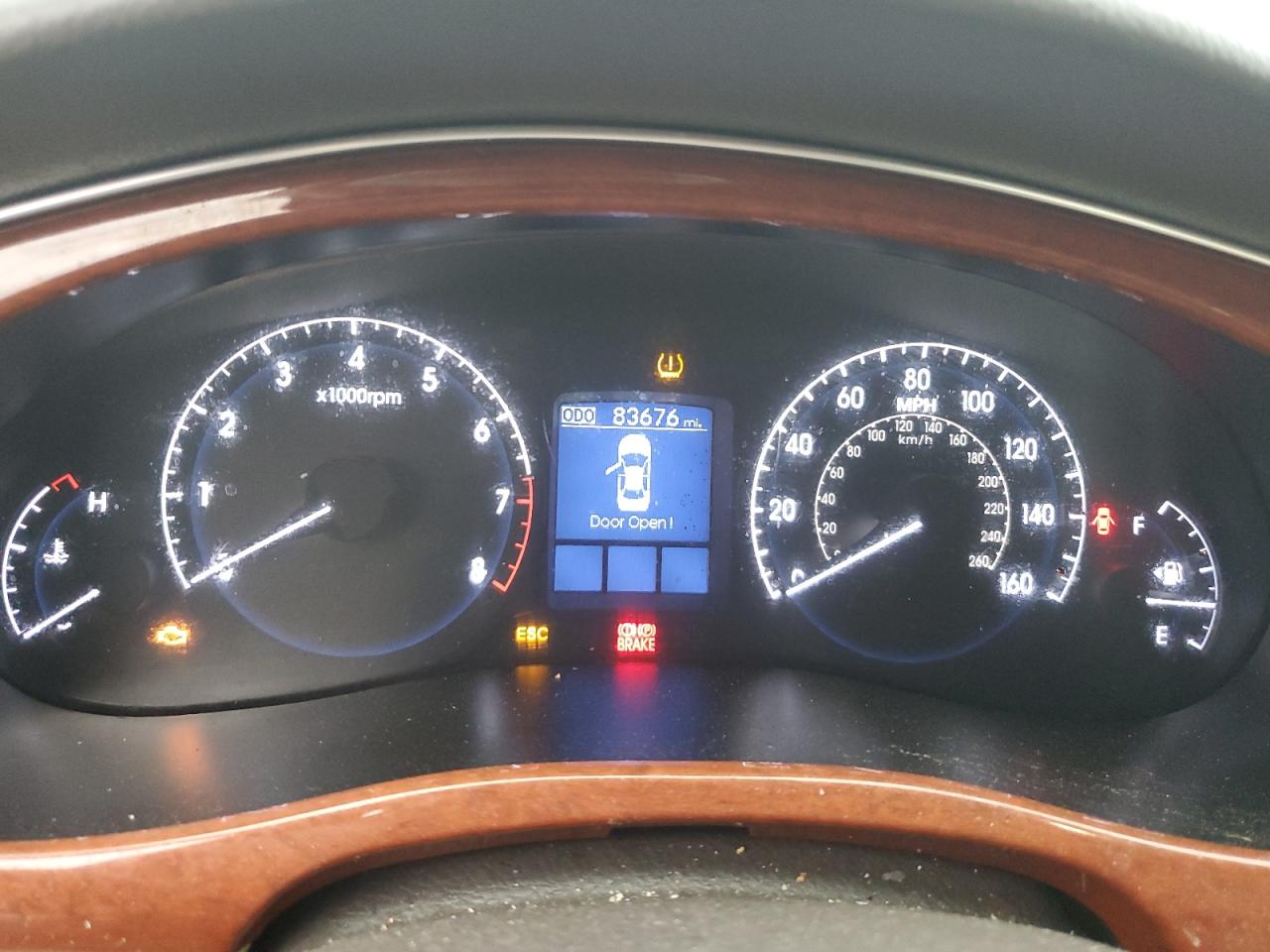 2013 Hyundai Genesis 3.8L VIN: KMHGC4DD6DU212230 Lot: 84262325