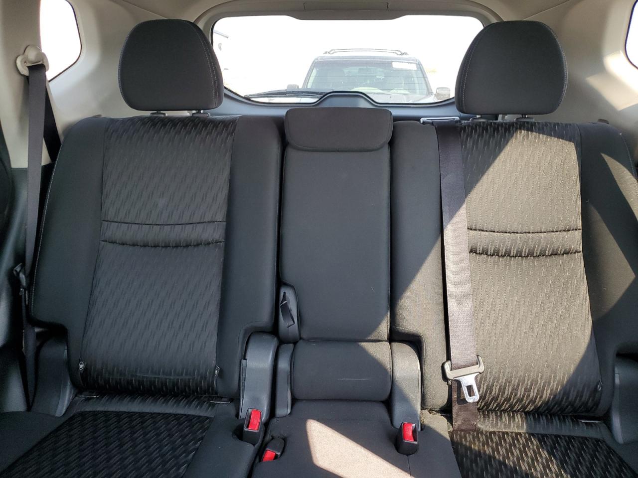 2019 Nissan Rogue S VIN: KNMAT2MVXKP548529 Lot: 71206765