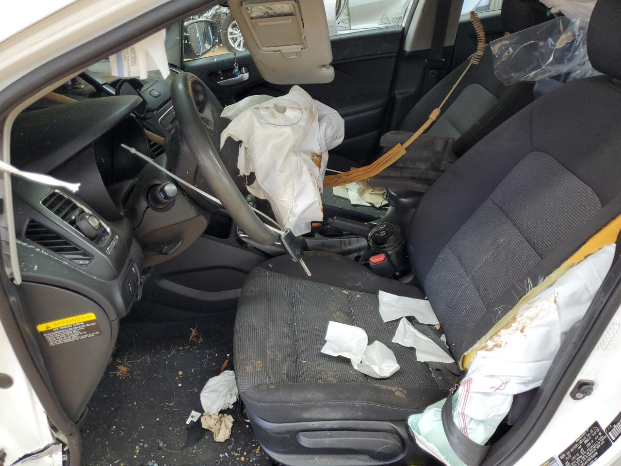 2017 Kia Forte Lx VIN: 3KPFK4A79HE068484 Lot: 81398025