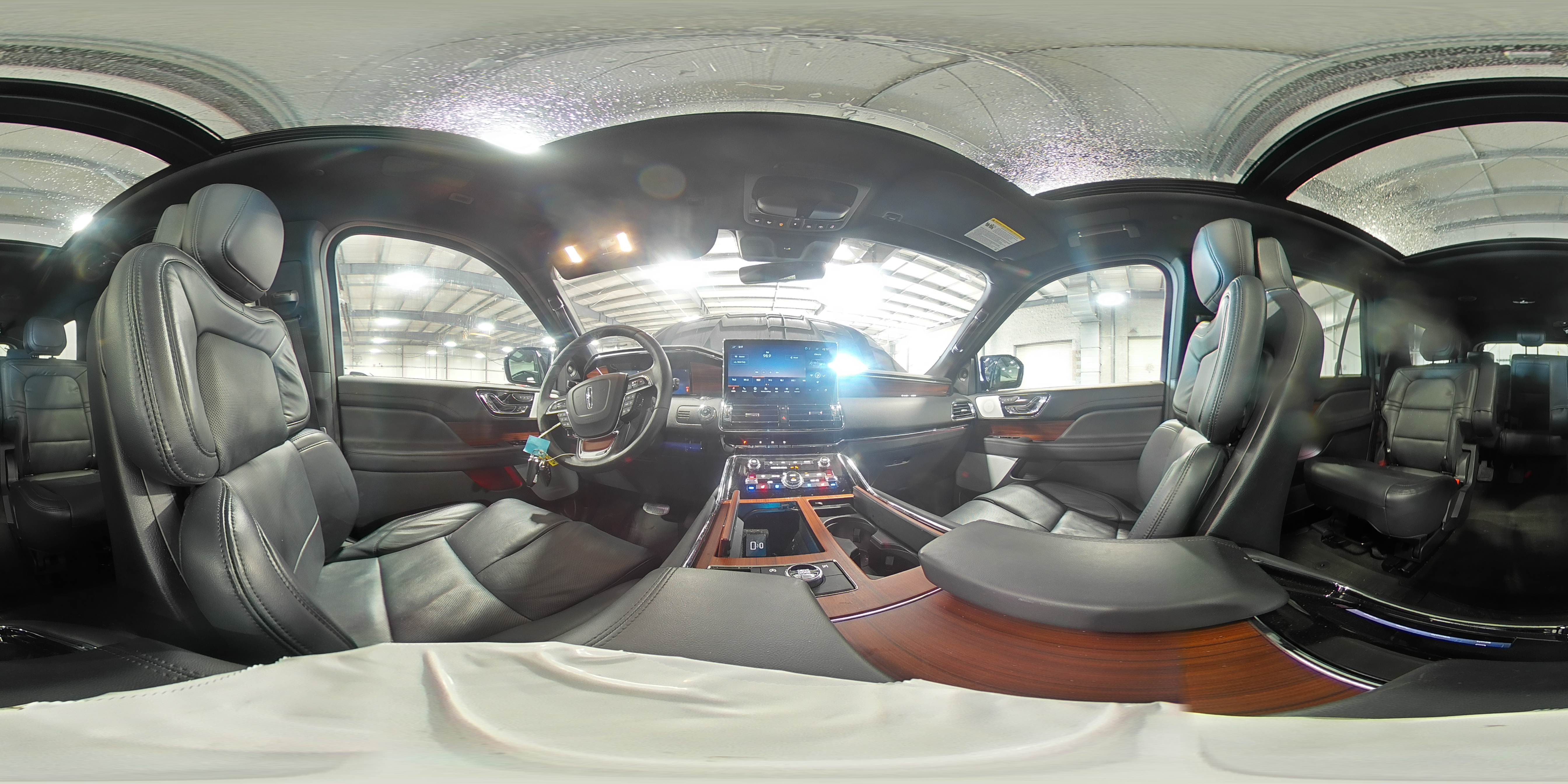 2024 Lincoln Navigator L Reserve VIN: 5LMJJ3LG6REL22923 Lot: 82043025