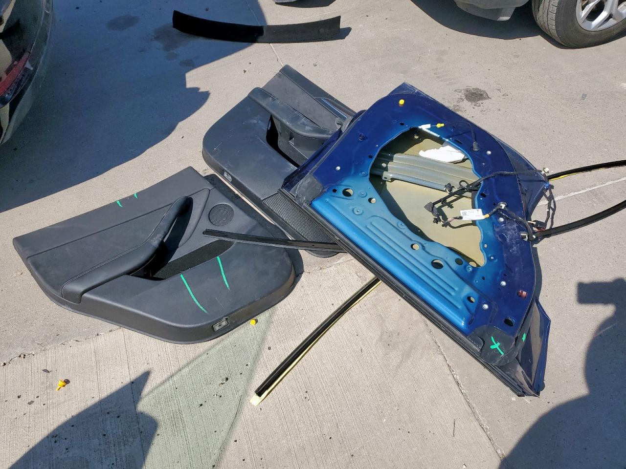 2023 Tesla Model Y VIN: 7SAYGDEE9PA097155 Lot: 84566845