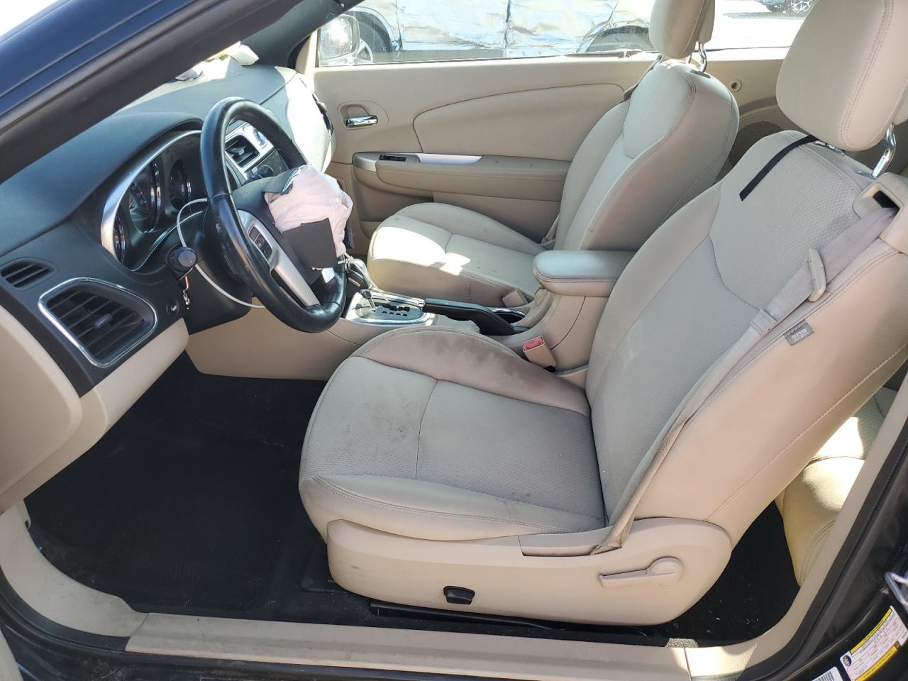 2011 Chrysler 200 Touring VIN: 1C3BC2EG3BN583384 Lot: 71798235