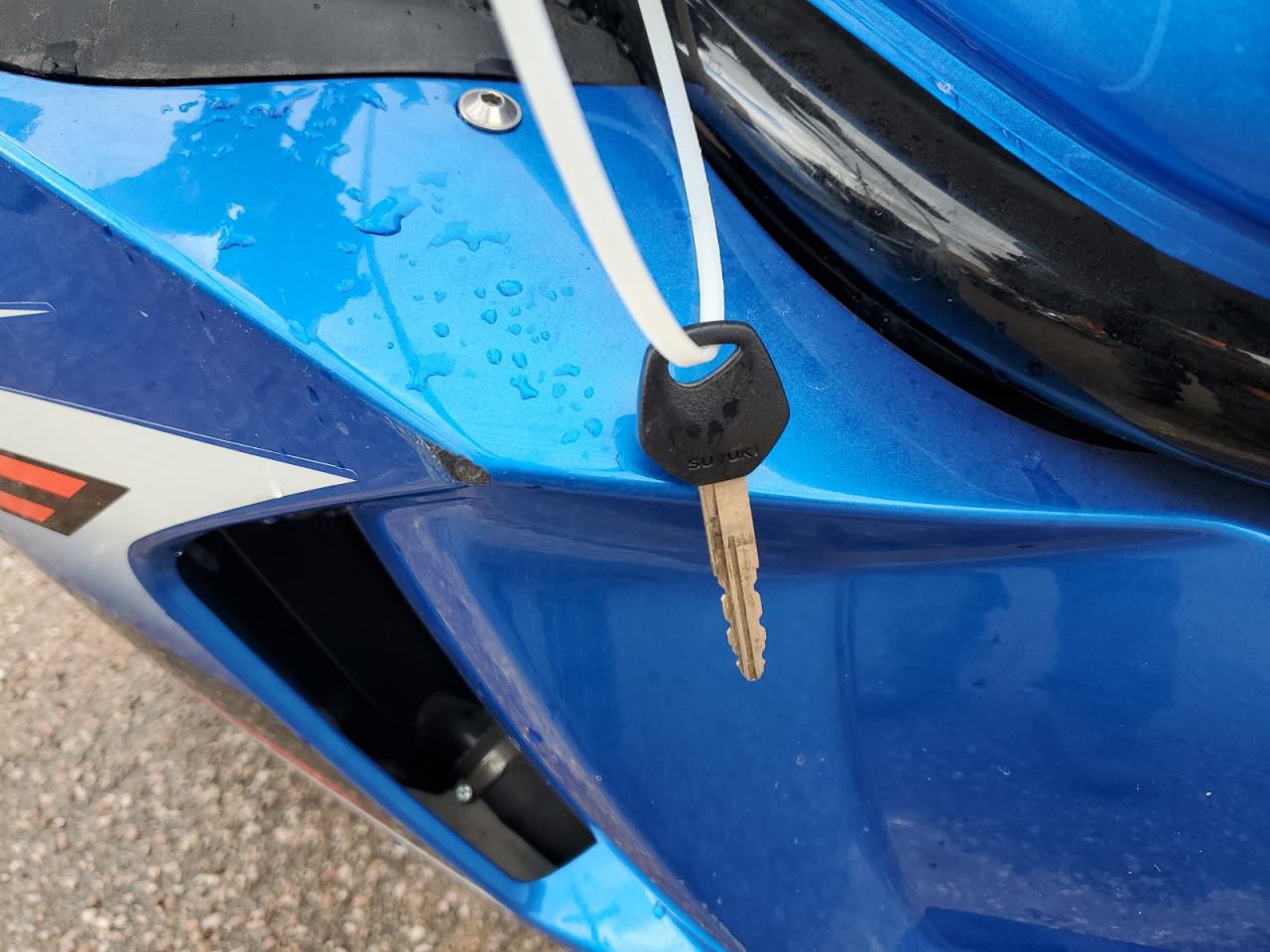 2009 Suzuki Gsx650 F VIN: JS1GP74A192100240 Lot: 80723825