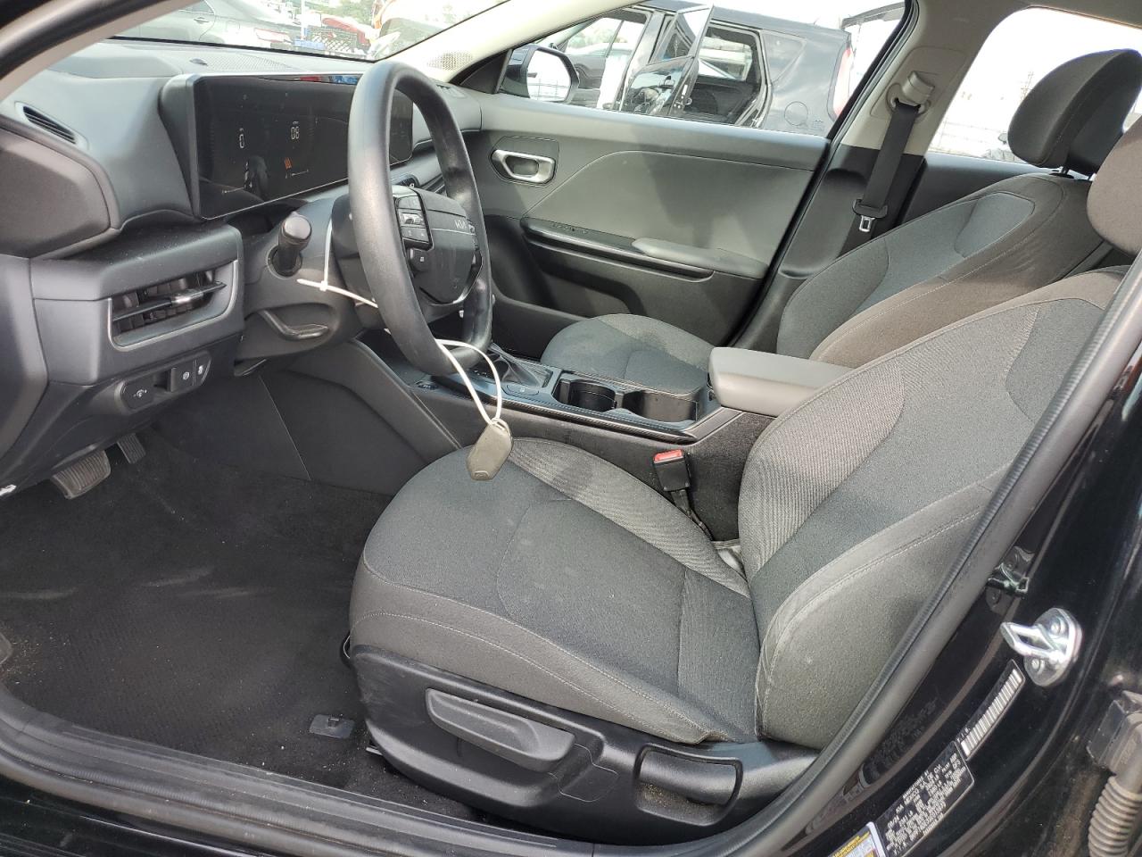 2025 Kia K4 Lx VIN: 3KPFT4DE3SE015973 Lot: 80910585
