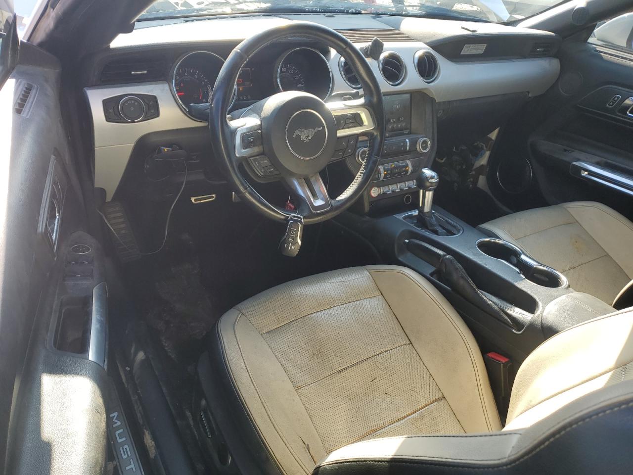 2015 Ford Mustang VIN: 1FATP8UH5F5352726 Lot: 81576805