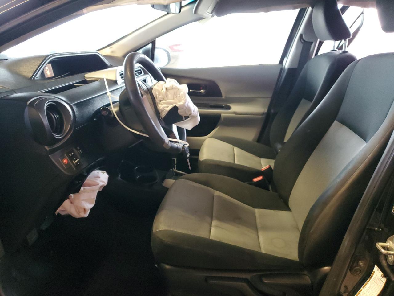 2012 Toyota Prius C VIN: JTDKDTB35C1519064 Lot: 80209745