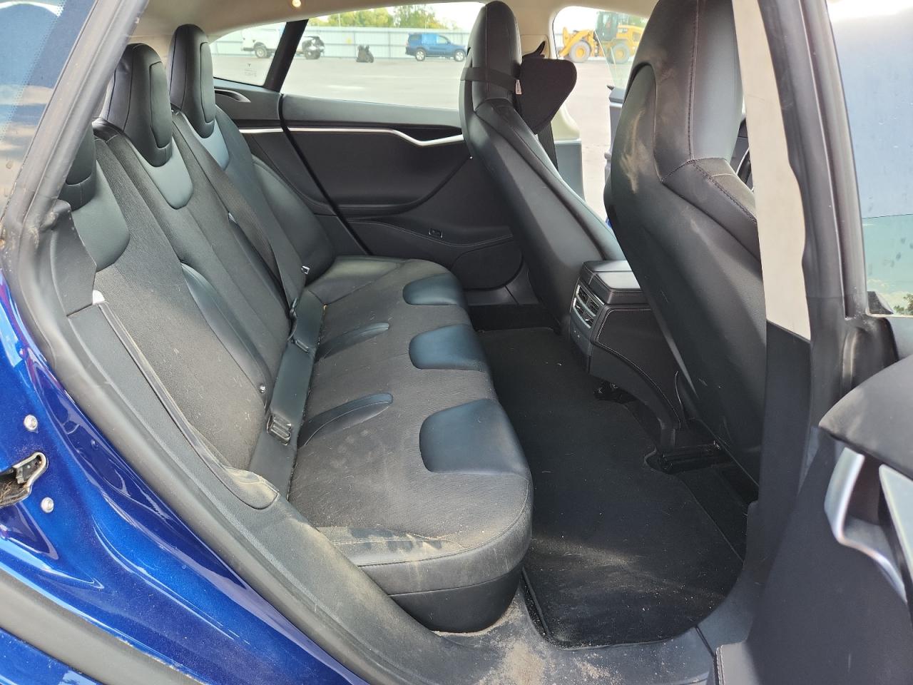 2016 Tesla Model S VIN: 5YJSA1E10GF170111 Lot: 81206895