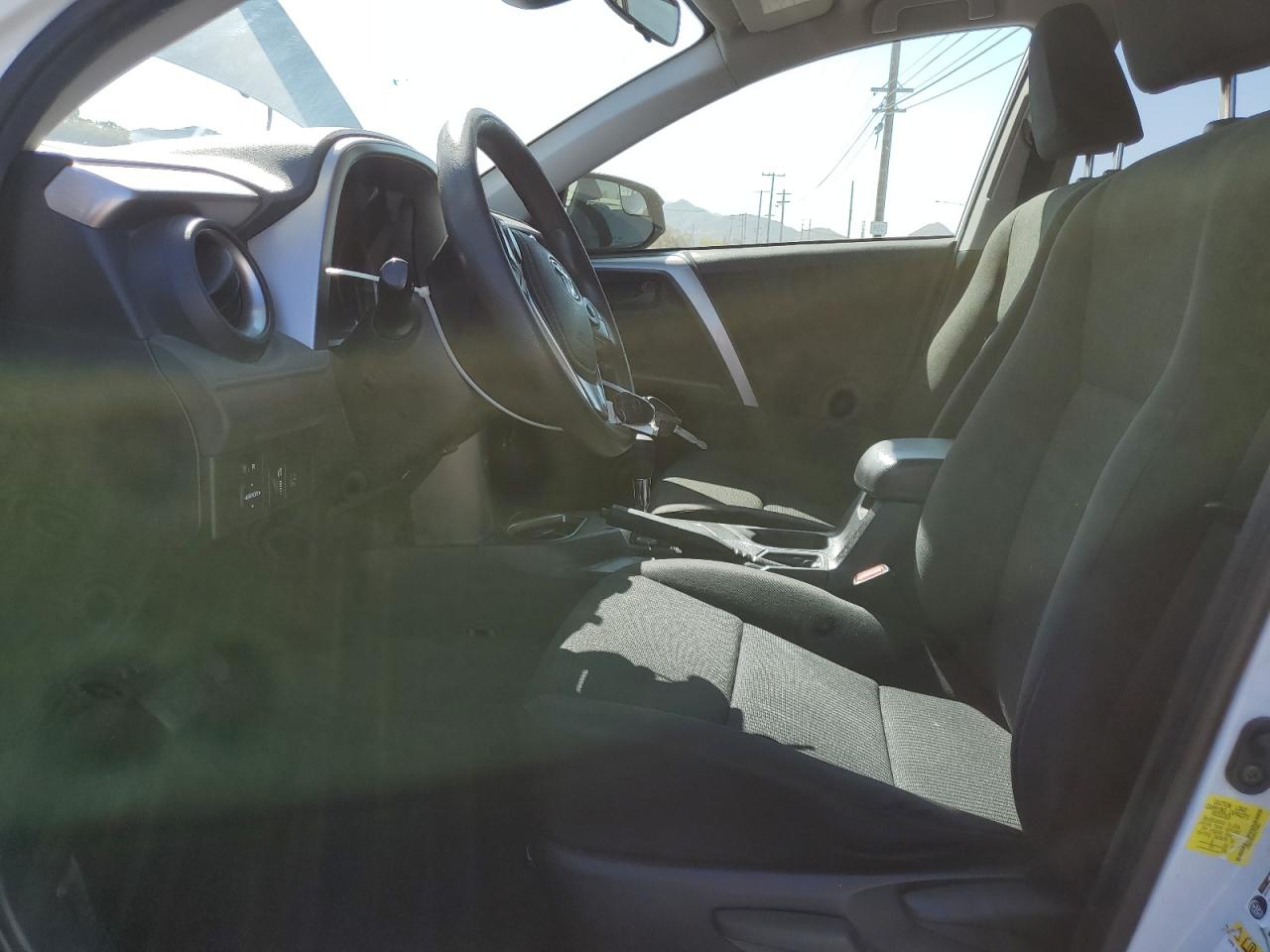 2017 Toyota Rav4 Le VIN: JTMZFREV9HJ715962 Lot: 80786745