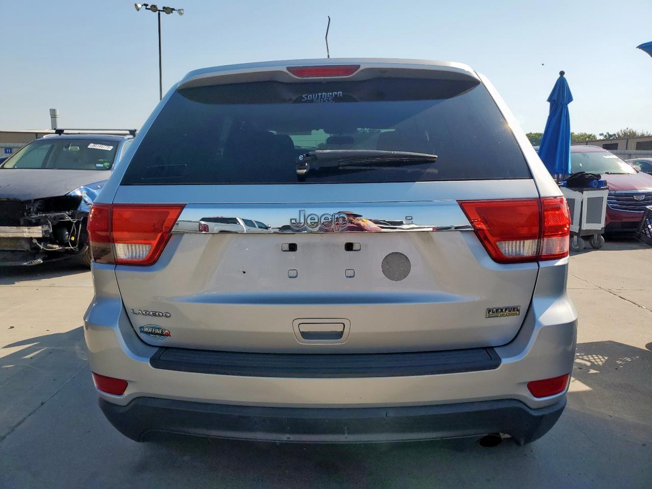 2012 Jeep Grand Cherokee Laredo VIN: 1C4RJEAG4CC227594 Lot: 71122685