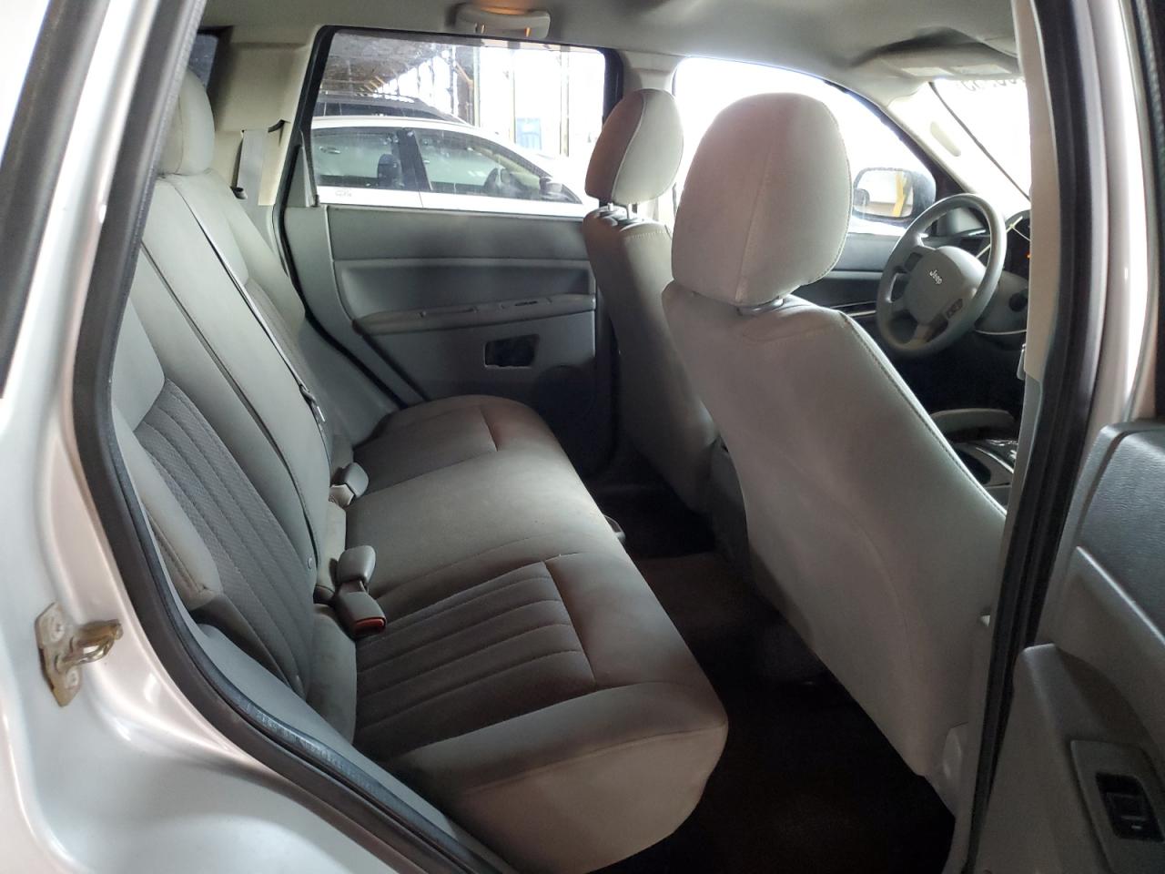 2006 Jeep Grand Cherokee Laredo VIN: 1J4HR48NX6C190553 Lot: 84465935