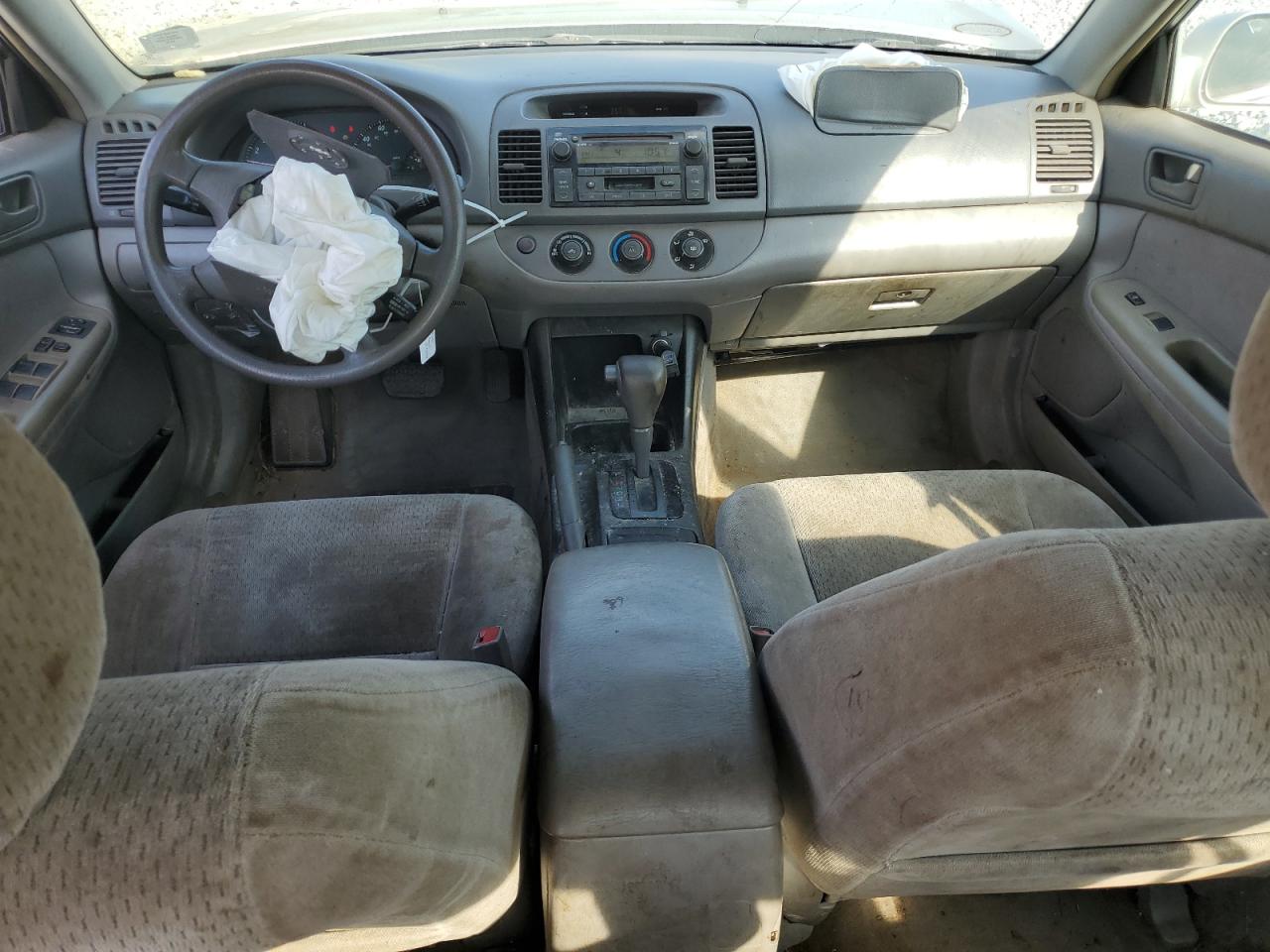 2003 Toyota Camry Le VIN: 4T1BE32K83U762382 Lot: 81790015